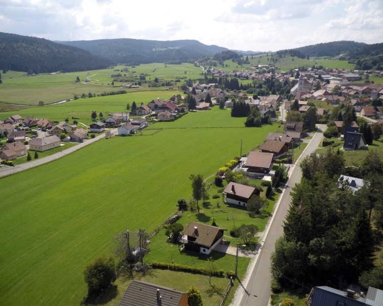 MOUTHE 13 LOGEMENTS